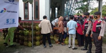 Patroli Samapta Anggota Polres Seruyan Cek Ketersediaan Gas Elpiji