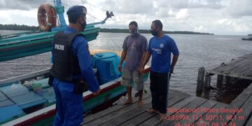 Satpolairud Polres Seruyan Himbau Keselamatan Berlayar di DAS Seruyan