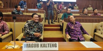 Hadiri Rapat Panja RUU Prov. Kalteng, Wagub Edy Pratowo Sampaikan Masukan