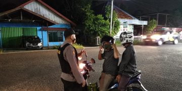 Polres Seruyan Patroli Dialogis Sampaikan Pesan Kamtibmas dan Prokes Covid-19