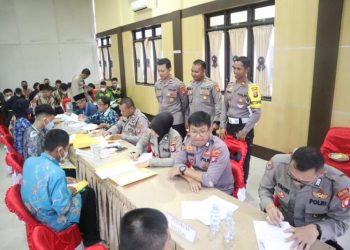 Kapolres Seruyan Pantau Pemeriksaan Awal Calon Anggota Polri TA. 2023