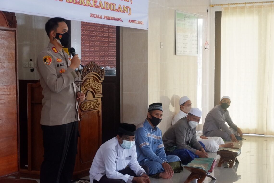 Polres Seruyan menggelar Khataman Qur'an di Masjid Baabussalam Polres Seruyan Jalan A Yani Kuala Pembuang Kabupaten Seruyan Provinsi Kalteng, Rabu (28/4/2021) siang. Foto : Tbn