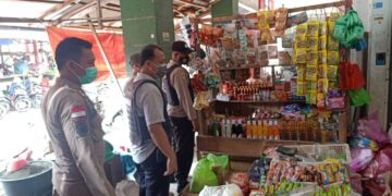 Tim Gabungan Yustisi Polres Seruyan dan Satpol PP Terapkan Prokes