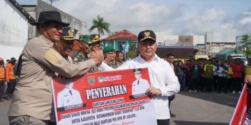 Sugianto Pimpin Apel Gabungan Darurat Banjir dan Penyerahan Bansos di Pangkalan Bun