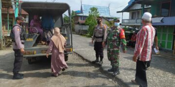 Kebut Vaksinasi, Polisi di Hanau Antar Jemput Lansia