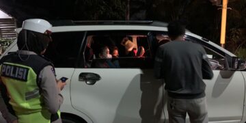 Tim Yustisi Polres Seruyan Himbau Masyarakat Tetap Menjaga Prokes