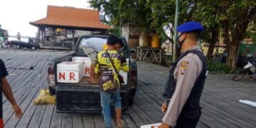 Satpolairud Polres Seruyan Tingkatkan Patroli ke Masyarakat Pesisir