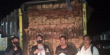 Bawa Kayu Diduga Tak Berdokumen, Sopir dan Truk Digelandang ke Mapolres Bartim