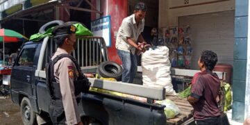 Tim Yustisi Polres Seruyan Berikan Himbauan Prokes Kepada Masyarakat