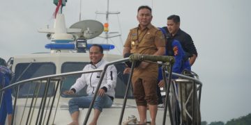 Gubernur Sugianto Sabran Mengkaji Permintaan Masyarakat Untuk Penataan Ulang Pemukiman Warga