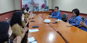 Diskominfosantik Kalteng Studi Komparatif ke Diskominfos Bali