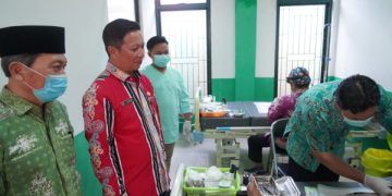 PW Fatayat NU-Pemprov. Kalteng Gelar Pasar Penyeimbang, Sunatan Gratis dan Pemeriksaan Kesehatan Gratis