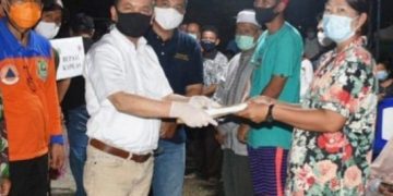 Selang Sehari, Bupati Ben Brahim Bantu Korban Kebakaran Pasar Pujon