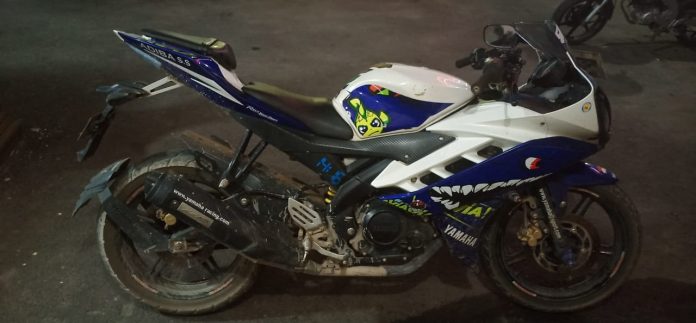 Barang bukti sepeda motor sport Yamaha R15 Nopol KH 6399 LN. FOTO : tbn.