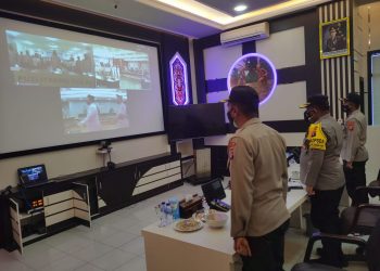 Polda Kalteng Saksikan Penyerahan Pataka Sastrajendra Satyawadi Kautaman Puslitbang Polri