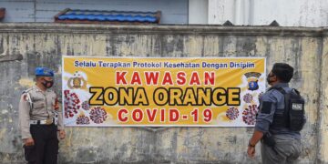 Masuk Zona Orange! Polsek Seruyan Hilir Pasang Spanduk Peringatan