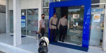 Personel Gabungan Polres Seruyan Laksanakan Giat Patroli di Bank BRI