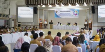 Sahli Gubernur Bidang Pemerintahan, Hukum dan Politik Buka Penilaian Kinerja Kabupaten/Kota Dalam Pelaksanaan 8 Aksi KP2S Provinsi Kalteng