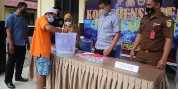 Satresnarkoba Polres Seruyan Musnahkan Barang Bukti Sabu-sabu