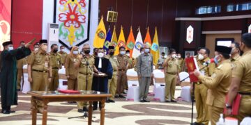 Gubernur Kalteng H Sugianto Sabran Lantik 26 Pejabat