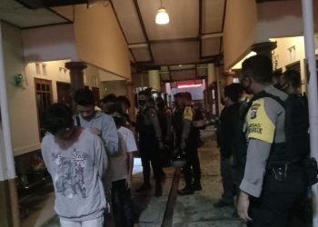  Ungkap Prostitusi Terselubung, Ditsamapta Polda Angkut 22 Remaja ke Kantor Polisi
