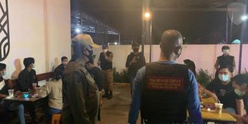 Personil Polres Seruyan Bersama Satpol-PP Operasi Yustisi