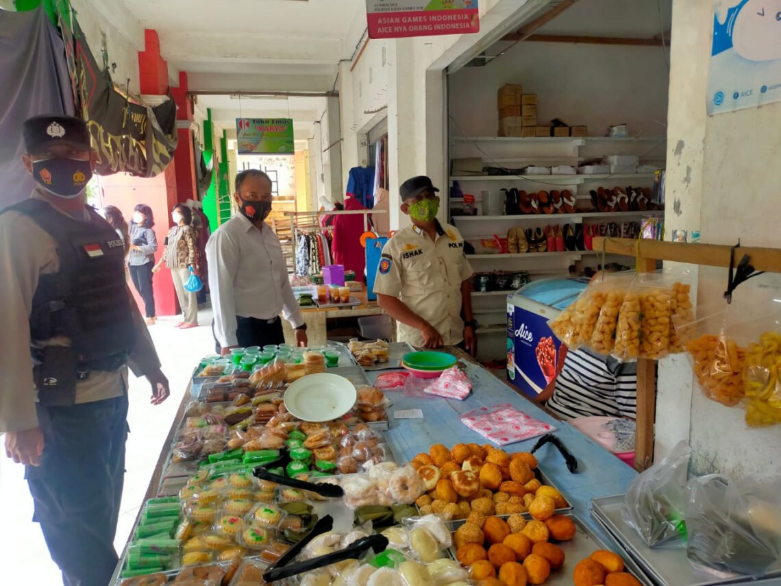 Anggota Satreskrim Polres Seruyan Gencar melaksanakan Operasi Yustisi Gabungan, Selasa (31/08/2021). Foto : TN