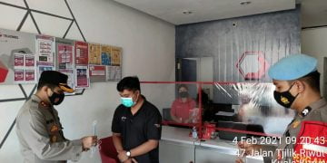 Hari Kedua , Polres Gumas Bagikan 3000 Masker