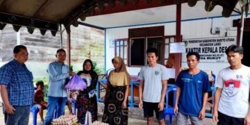 Politisi Partai Demokrat Bantu Korban Kebakaran di Barito Utara