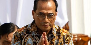 Menhub Budi Karya Positif Corona