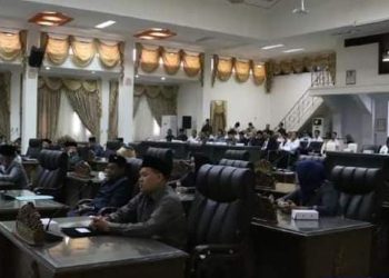 Pemkab Barito Utara Beri Jawaban Atas Pandangan Umum Fraksi Tentang Pengakuan dan Perlindungan Masyarakat Hukum Adat