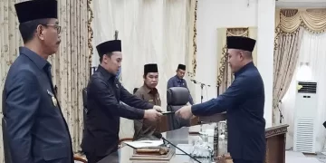 Fraksi Demokrat DPRD Barut Setujui Raperda Menjadi Perda