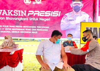 Pelaksanaan Vaksinasi Covid-19 Harus Tetap Terapkan Protokol Kesehatan