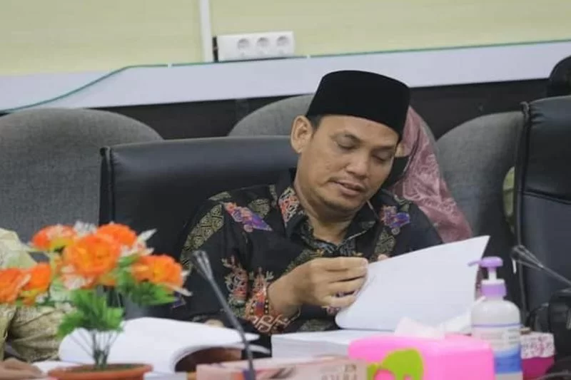 Anggota DPRD Kabupaten Seruyan Hadinur