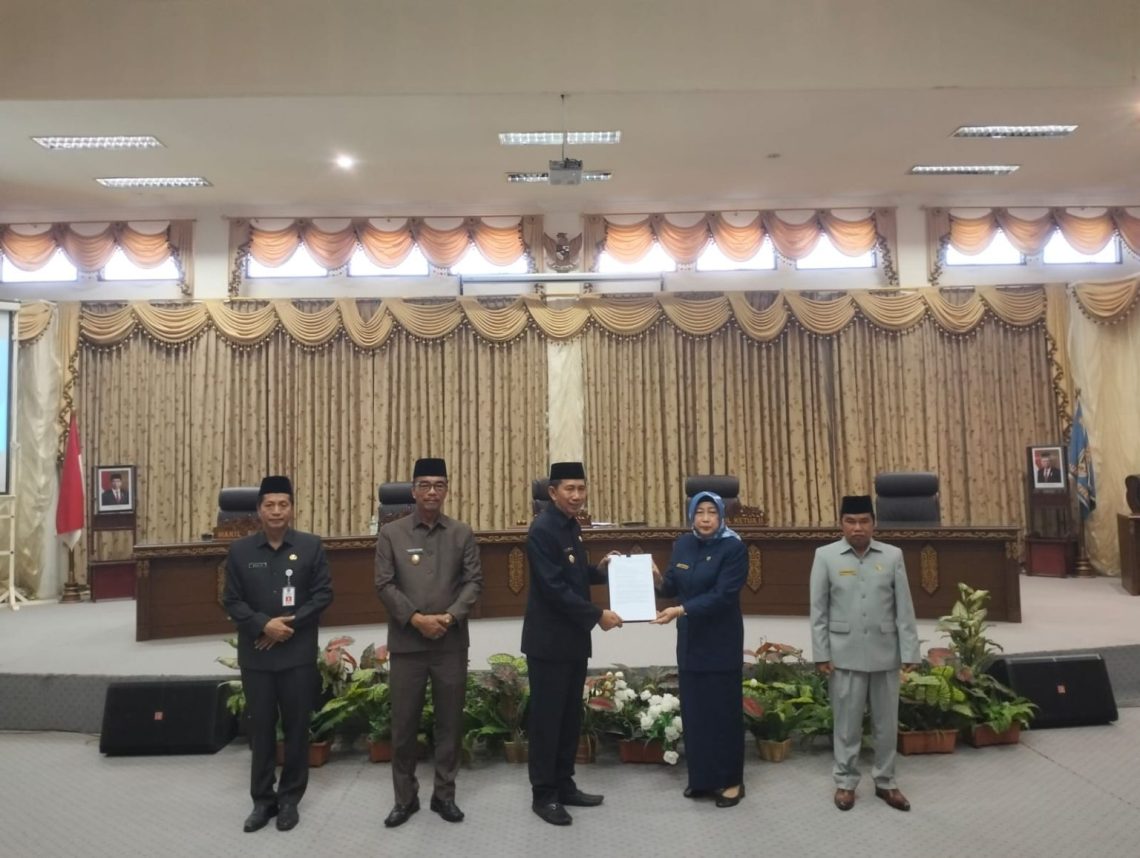 Rapat Paripurna penyampaian laporan hasil reses masa sidang II tahun 2023. Foto : S. Purwanto