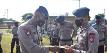Berbagi Sesama, Brimob Kalteng Gelar Gerakan Rp 2 Ribu Perhari