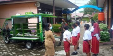 Kodim 1017/Lamandau Berikan Wawasan Kebangsaan di SDN 2 Nanga Bulik