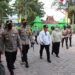 Kunker ke Kobar, Gubernur dan Kapolda Tinjau Pelaksanaan Vaksinasi Lansia