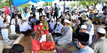 Ketua MUI Lamandau di Makamkan, Bupati Berikan Penghormatan Terakhir