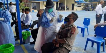 Deteksi Dini, Ditpolairud Polda Kalteng Kembali Lakukan Swab Antigen Personel
