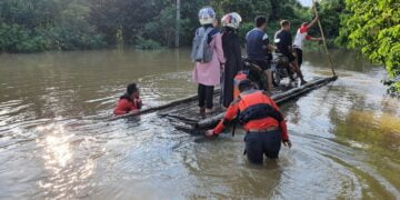 Banjir Rendam Pemukiman Warga di 5 Kecamatan di Lamandau