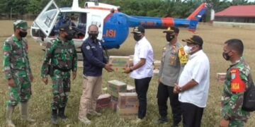 Polda Kalteng Salurkan Bantuan Gunakan Helikopter untuk 2 Kecamatan di Katingan yang Terisolir