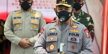 Tinjau Serbuan Vaksinasi AKABRI 1998, Kapolri: Wujud Sinergitas TNI-Polri Tekan Pertumbuhan Covid-19