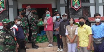 Aliansi Misi Kemanusiaan Pemuda Kalteng Distribusikan 233 Paket Sembako