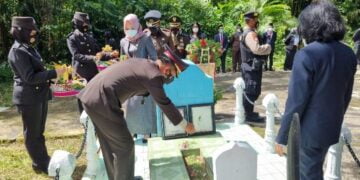 Momentum Hari Pahlawan, Forkopimda Pulang Pisau Ziarah ke Makam Pahlawan HM Sanusi