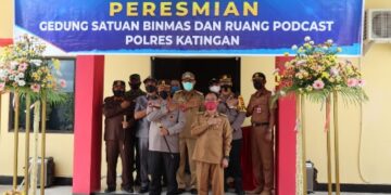 Kapolda Resmikan Ruang Binmas Polres Katingan dan Tinjau Vaksinasi