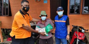 PPWI dan Polres Pulang Pisau Santuni Warga Lansia