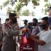 Kapolda Beri Bansos untuk Masyarakat Pesisir di Kobar