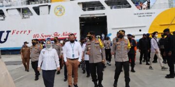 Kapolda Cek Pelabuhan Panglima Utar Kumai Kobar