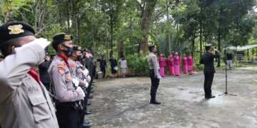 Kapolres Pulang Pisau Pimpin Ziarah Rombongan ke Taman Makam Pahlawan